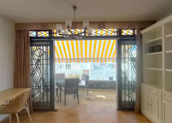 Quiet Duplex Close To The * 플라야데라스아메리카스