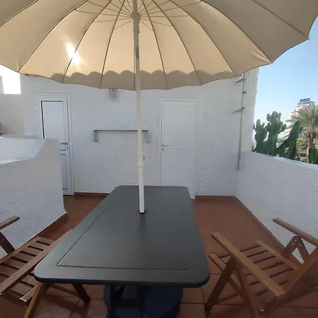 Quiet Duplex Close To The Apartman Playa de las Américas