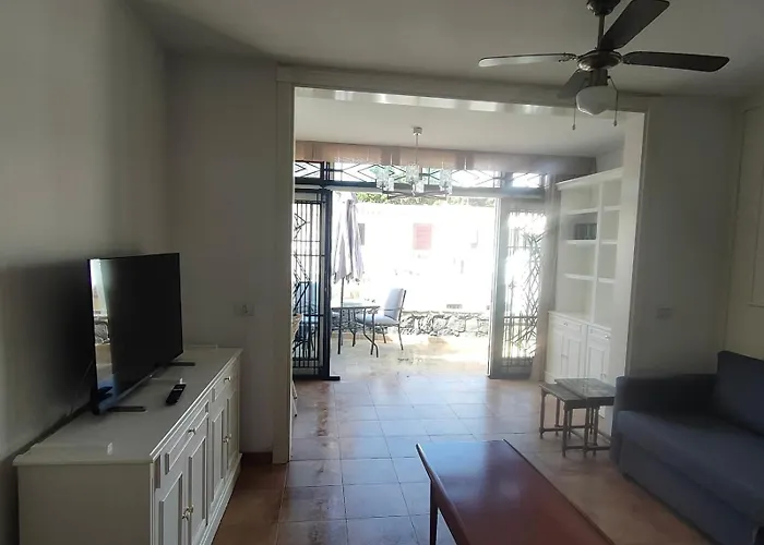 شقة Quiet Duplex Close To The *