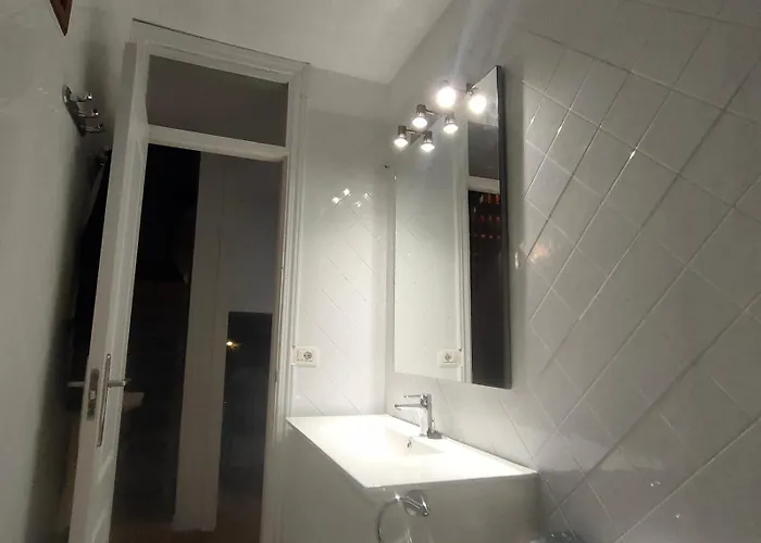 Apartment Quiet Duplex Close To The